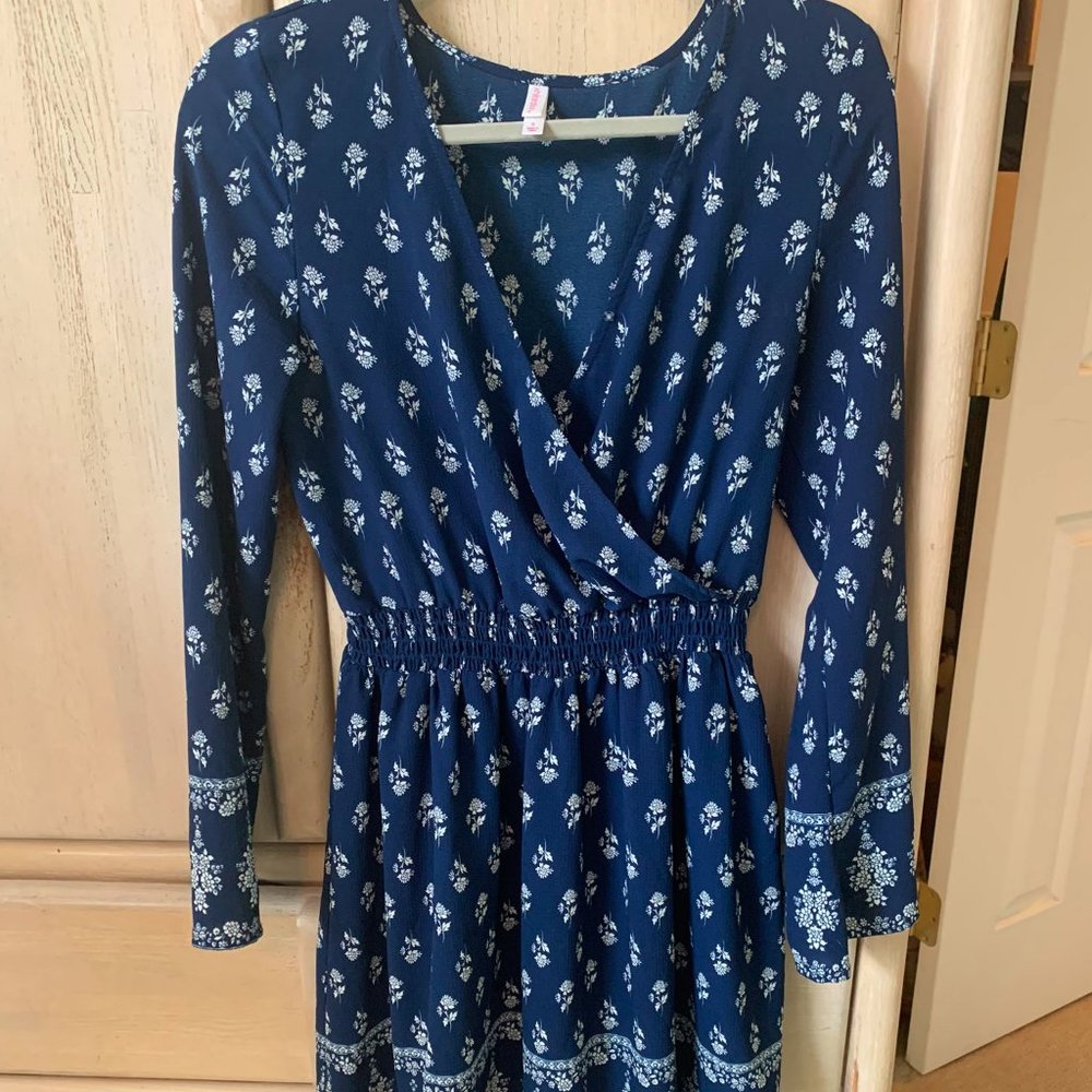 XHILARATION Long Sleeve Dress S- SMALL